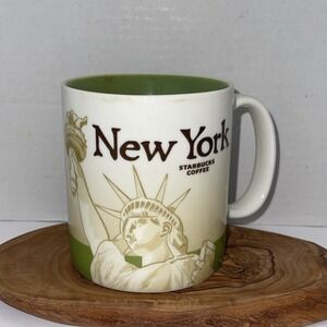 Rare Starbucks NEW YORK Coffee Mug Collector Series16 oz. Statue Of Liberty.